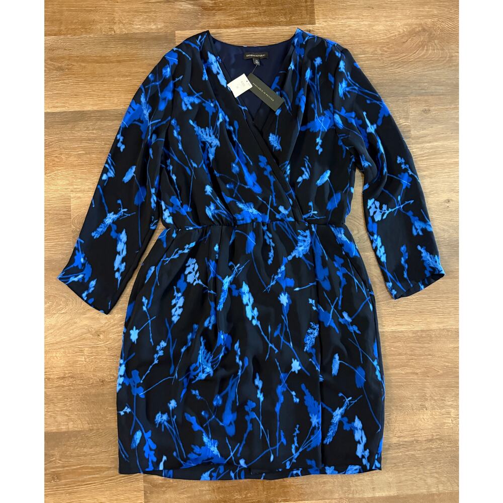 Banana Republic 12 Blue Floral Wrap Dress Long Sleeve Midi NWT